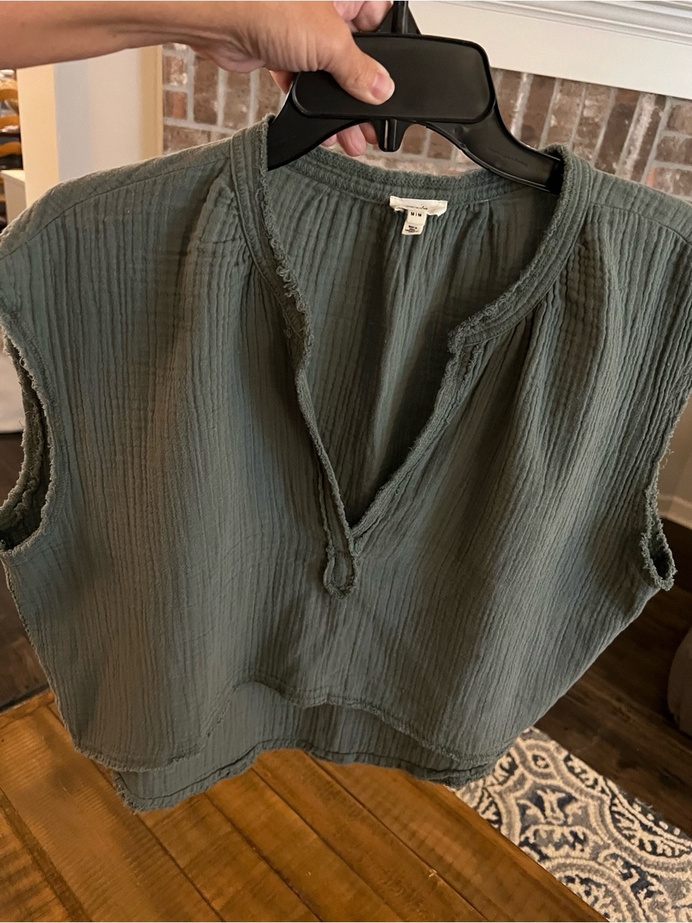 NWOT Aerie gauze top size M